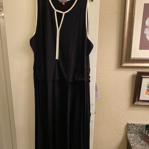 vince camuto 2x black maxi dress